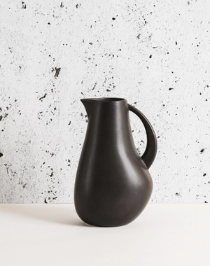Kuduo Stoneware Pitcher - Matte Black